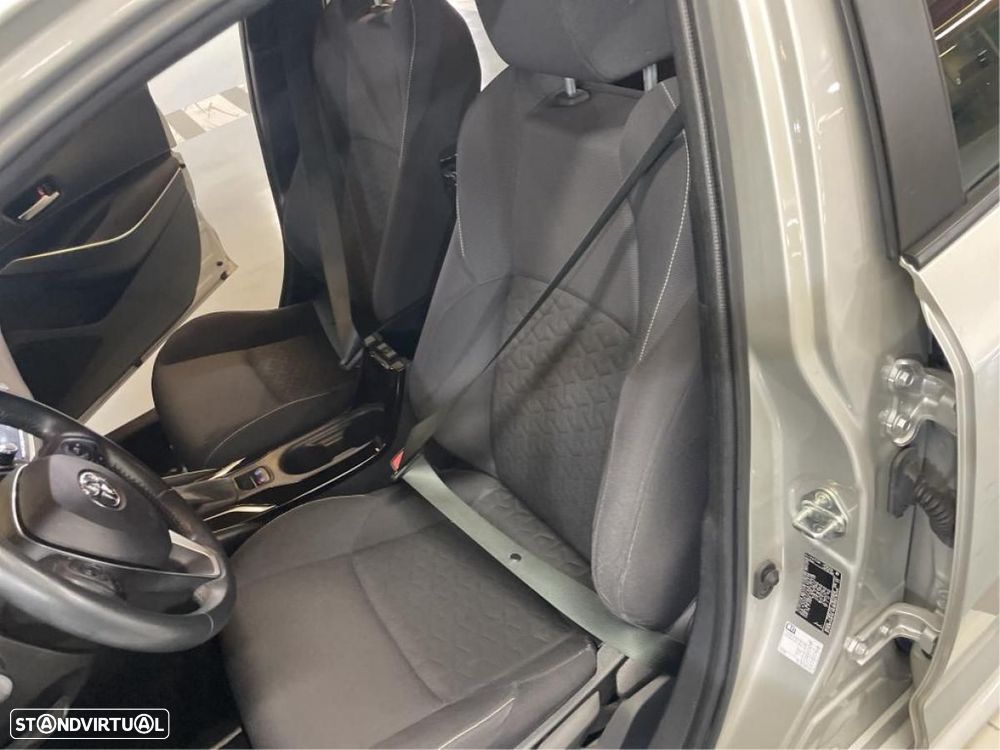 Toyota Corolla Touring Sports 1.8 Hybrid Comfort - 4