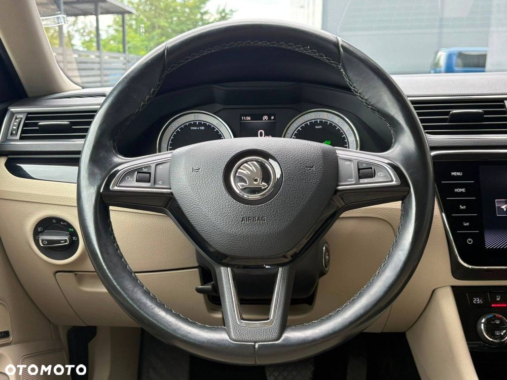 Skoda Superb 2.0 TDI 4x4 L&K DSG - 7