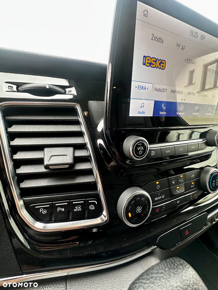 Ford Tourneo Custom 2.0 TDCi L2 Titanium SelectShift - 17