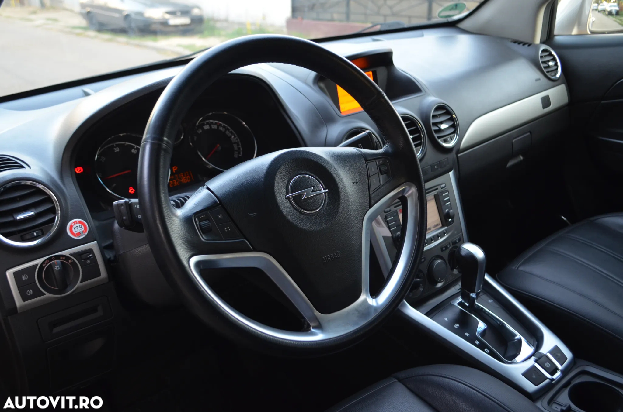 Opel Antara 2.2 CDTI 4x4 Aut. Cosmo - 10