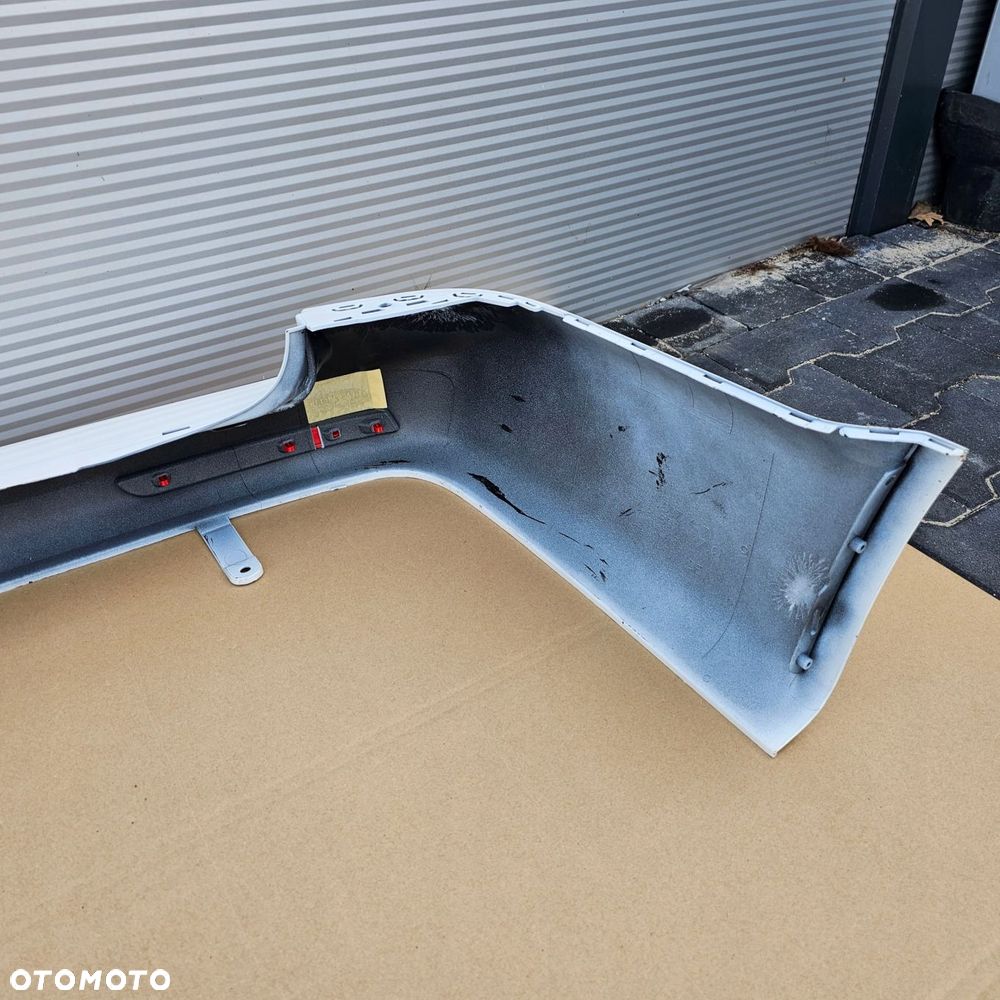 VW T5 LIFT T6 zderzak tył biały LB9A IDEALNY - 7