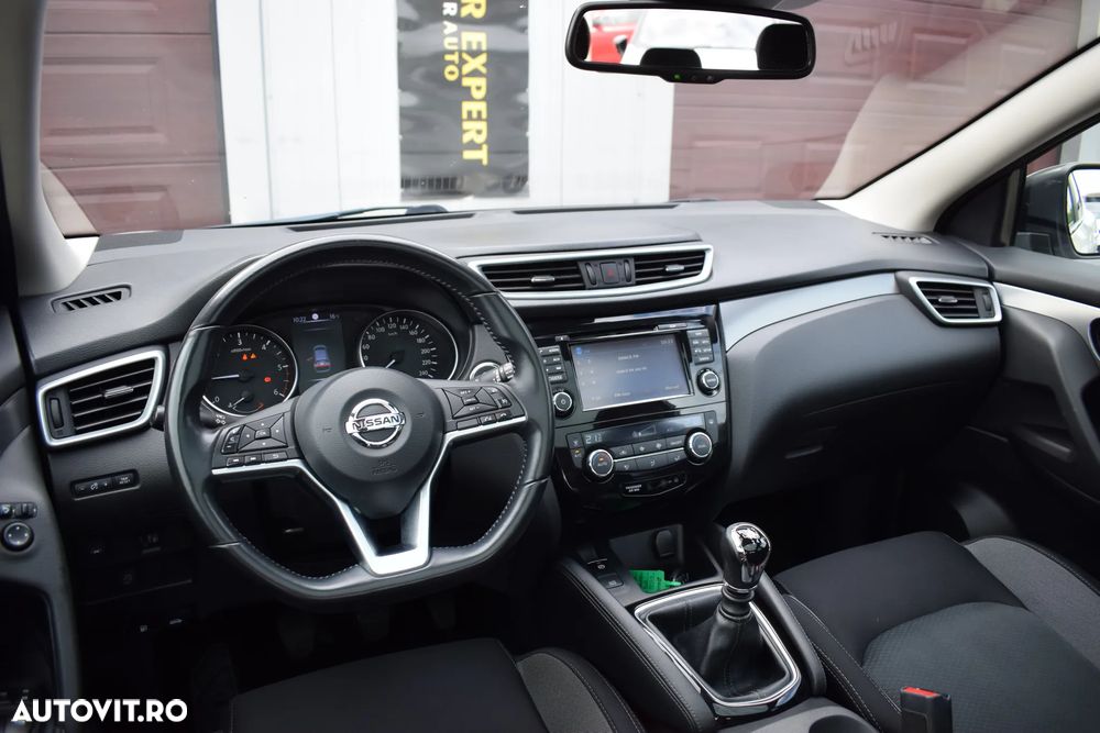 Nissan Qashqai 1.5 DCI N-CONNECTA - 13