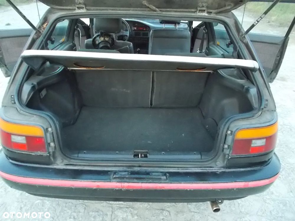 Toyota Corolla - 33