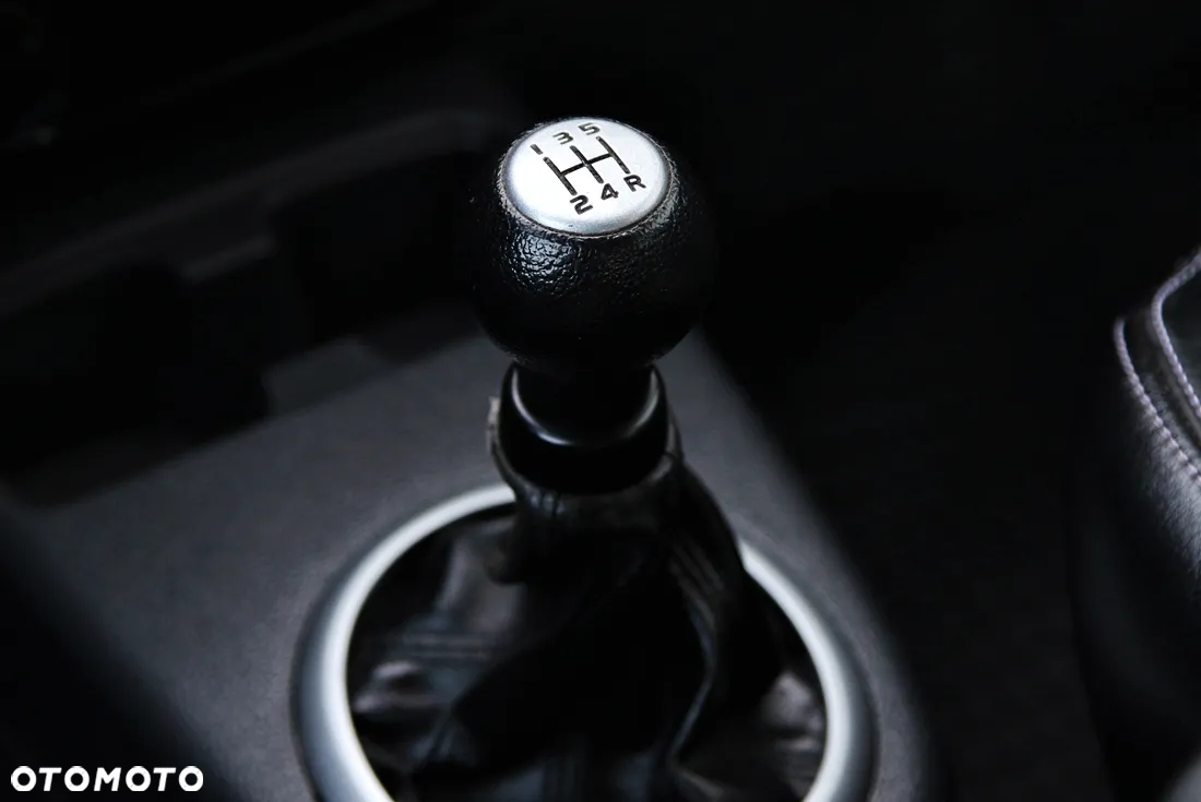 Suzuki SX4 1.6 Premium 4WD - 24