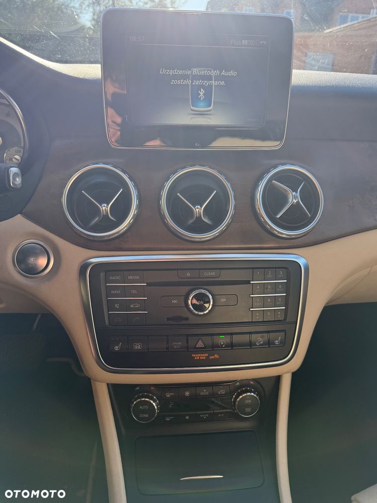 Mercedes-Benz GLA 250 4Matic 7G-DCT Edition 1 - 16