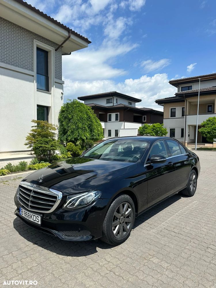 Mercedes-Benz E 220 d Aut. - 1