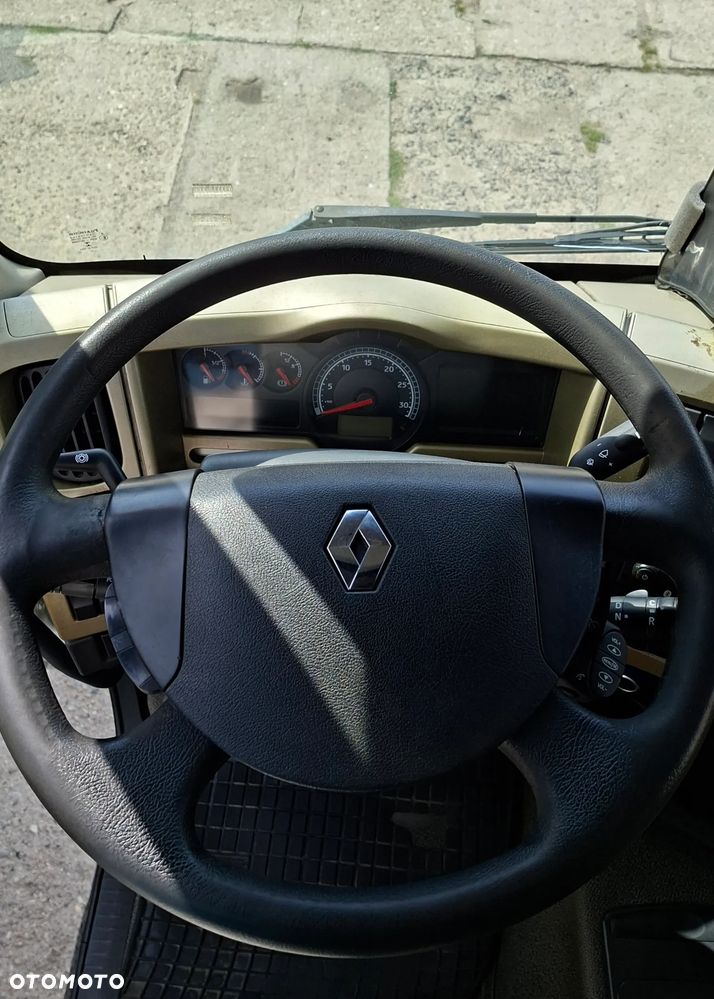 Renault Premium - 10