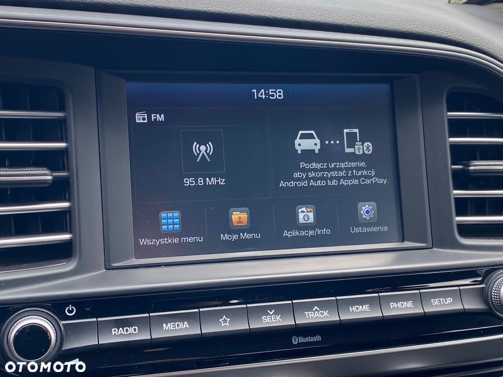 Hyundai Elantra 1.6 Comfort - 18