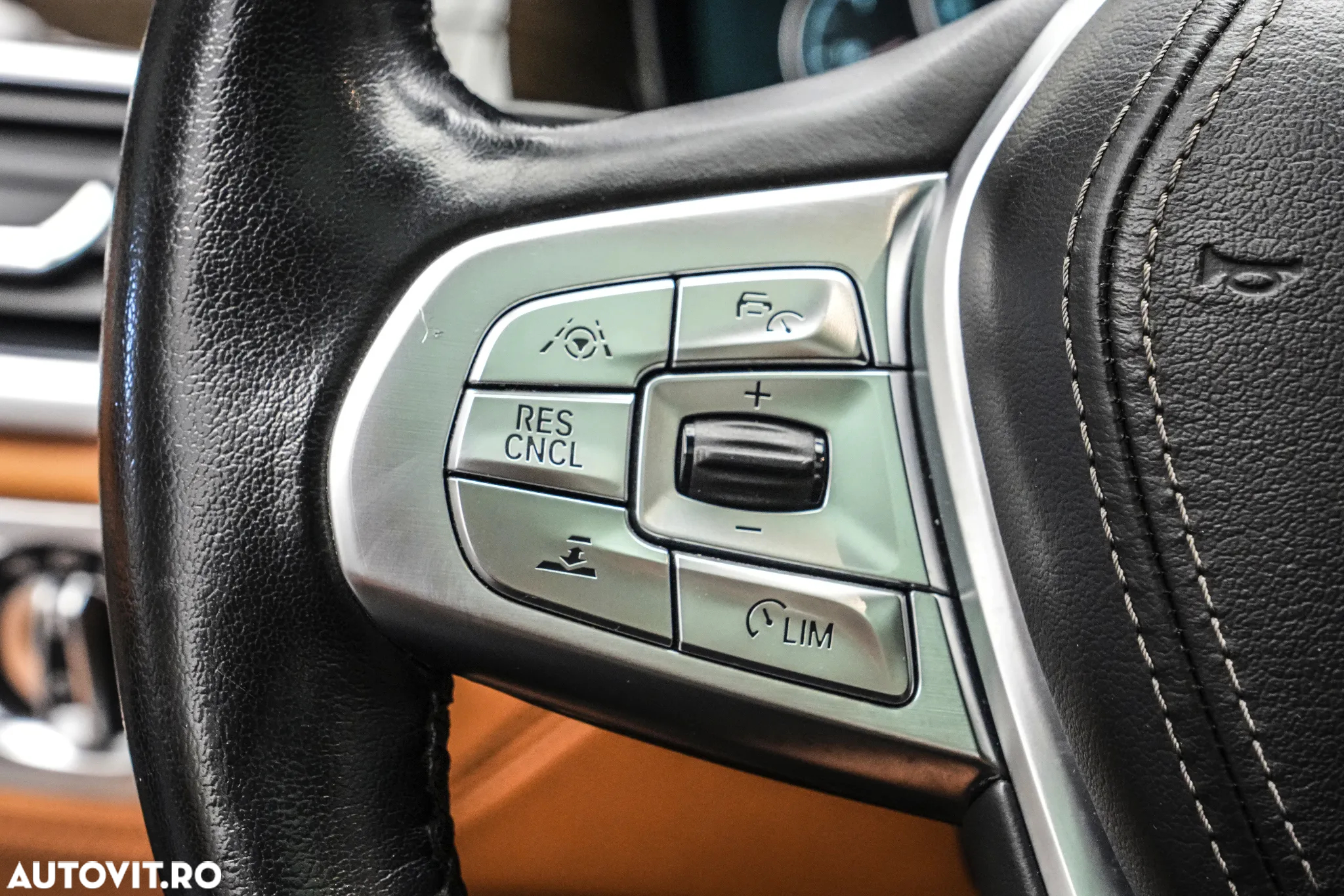 BMW Seria 7 730d - 28