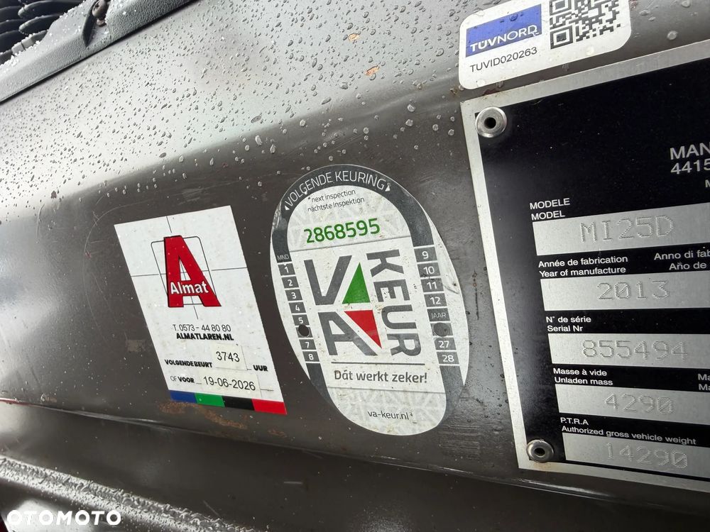 Manitou MI25D Wózek Widłowy 2,5 tony. Posuw Hydrauliczny. Maszt triplex. Wolny skok! Wysokość Podnoszenia 5 metrów. Jak nowy z Salonu. Pochodzi z Norweskiego Gospodarstwa! Aktualne przeglądy DEKRA i serwisy! Opony jak Nowe. Silnik Yanmar. Małe gabarety bardzo zwrotna maszyna! Zero luzów wycieków i zniszczeń. OKAZJA. Pełny ORYGINAŁ! Rok Prod. 2014. Niski przebieg 3300mtg - 20
