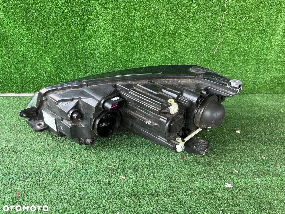 Lampa prawa VW Golf VII lift 2017 led - 2