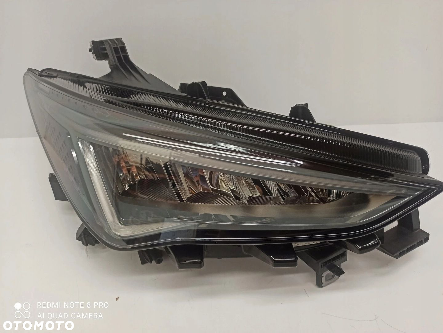 LAMPA FULL LED PRAWA LEWA CUPRA BORN 10F941008H - 3