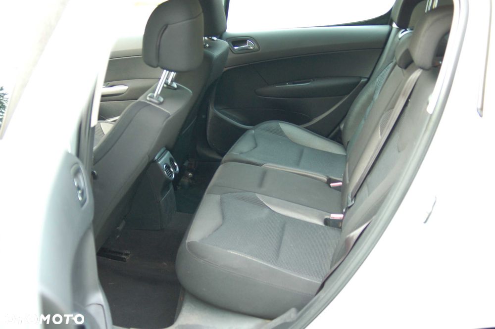 Peugeot 308 - 11