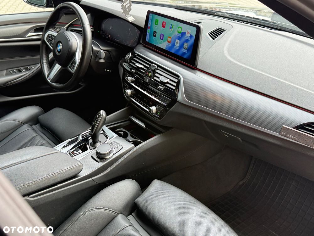 BMW Seria 5 520d MHEV M Sport sport - 39