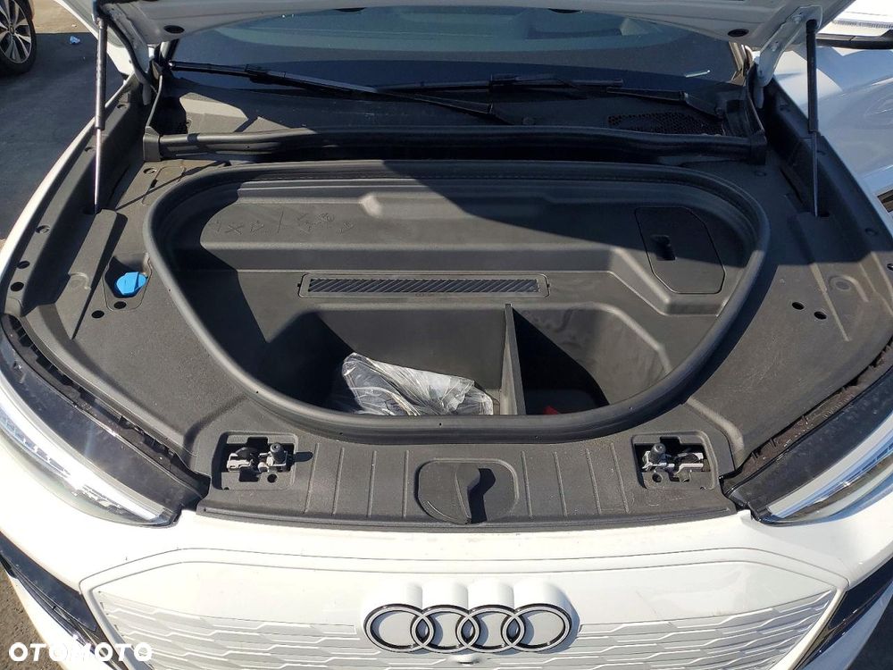 Audi Q6 e-tron Quattro - 13