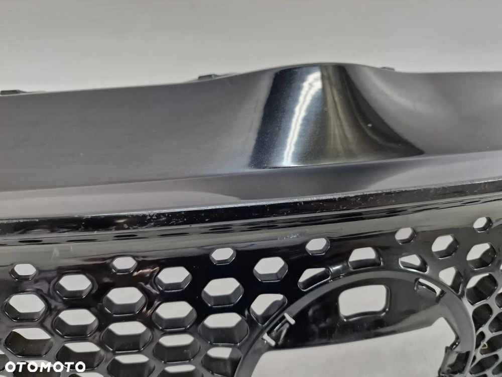 SMART FORFOUR II 2 14- ATRAPA / GRILL PRZEDNI PRZÓD , NR 622564052R / A4538881523 , NR AUKCJI GR371 - 8