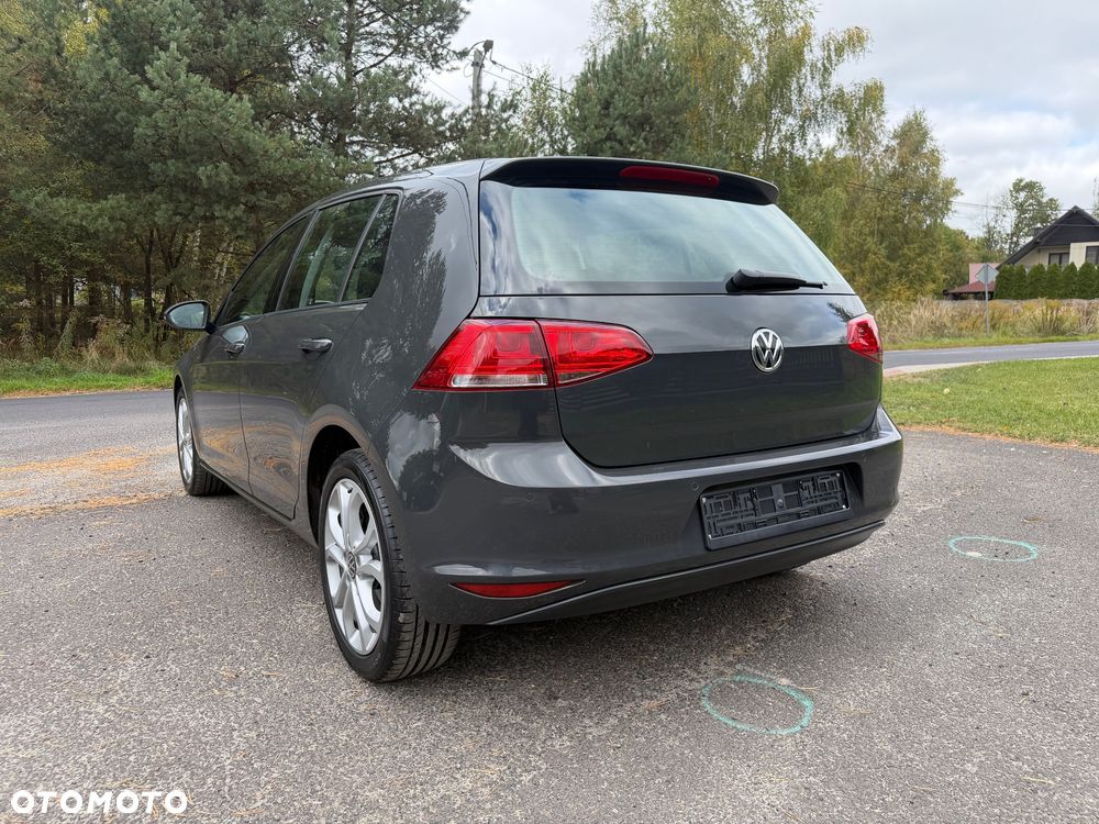 Volkswagen Golf - 19