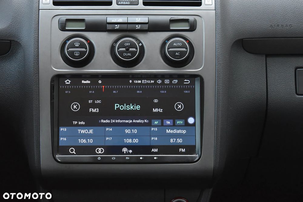 Volkswagen Touran 1.4 TSI Cross - 12