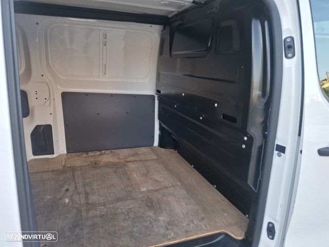 Peugeot Expert 1.5 BlueHDI L2H1 - 35