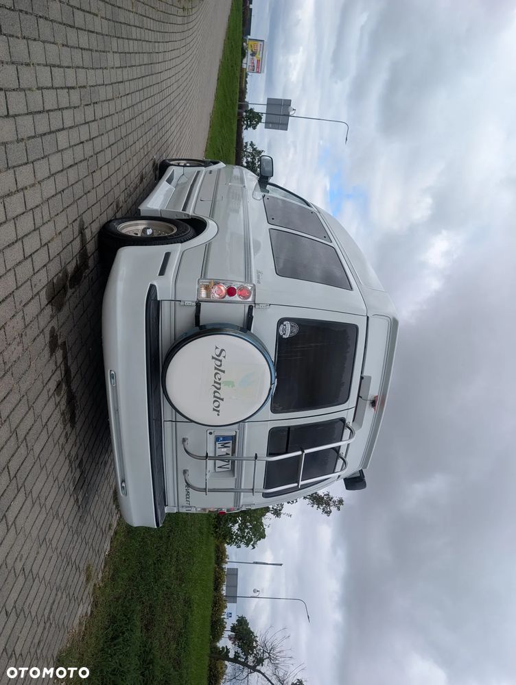 Chevrolet Astro - 3