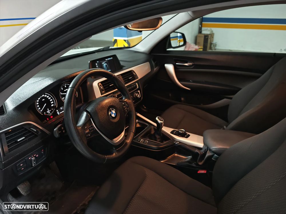 BMW 218 d Coupe Line Sport - 11
