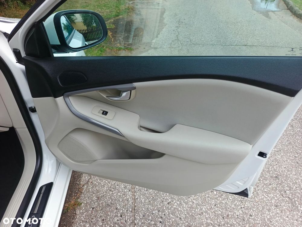 Volvo V40 - 34