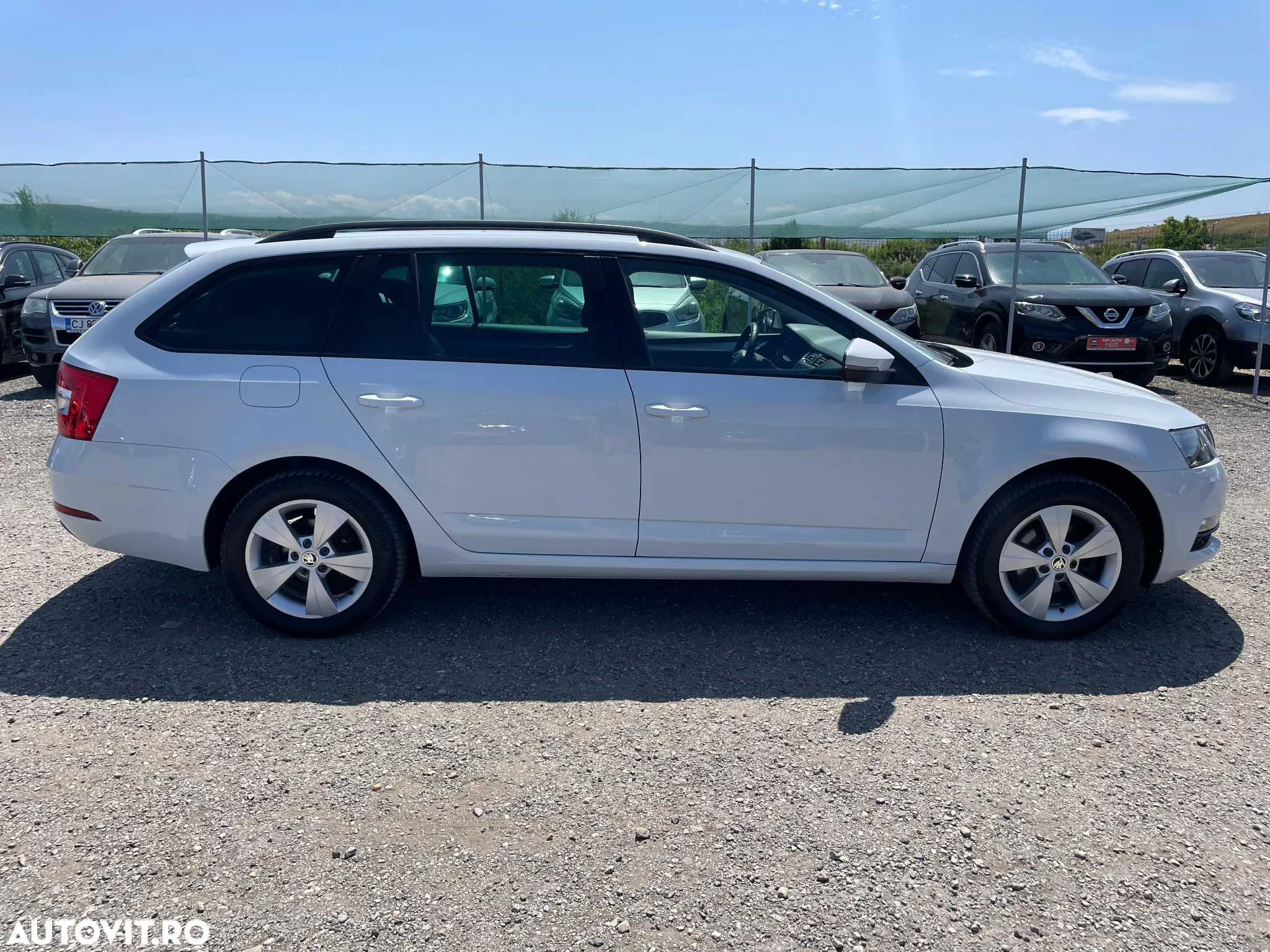 Skoda Octavia Combi Diesel 1.6 TDI Style - 10