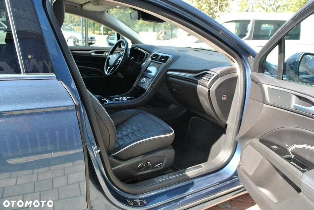 Ford Mondeo 2.0 EcoBlue Vignale - 28