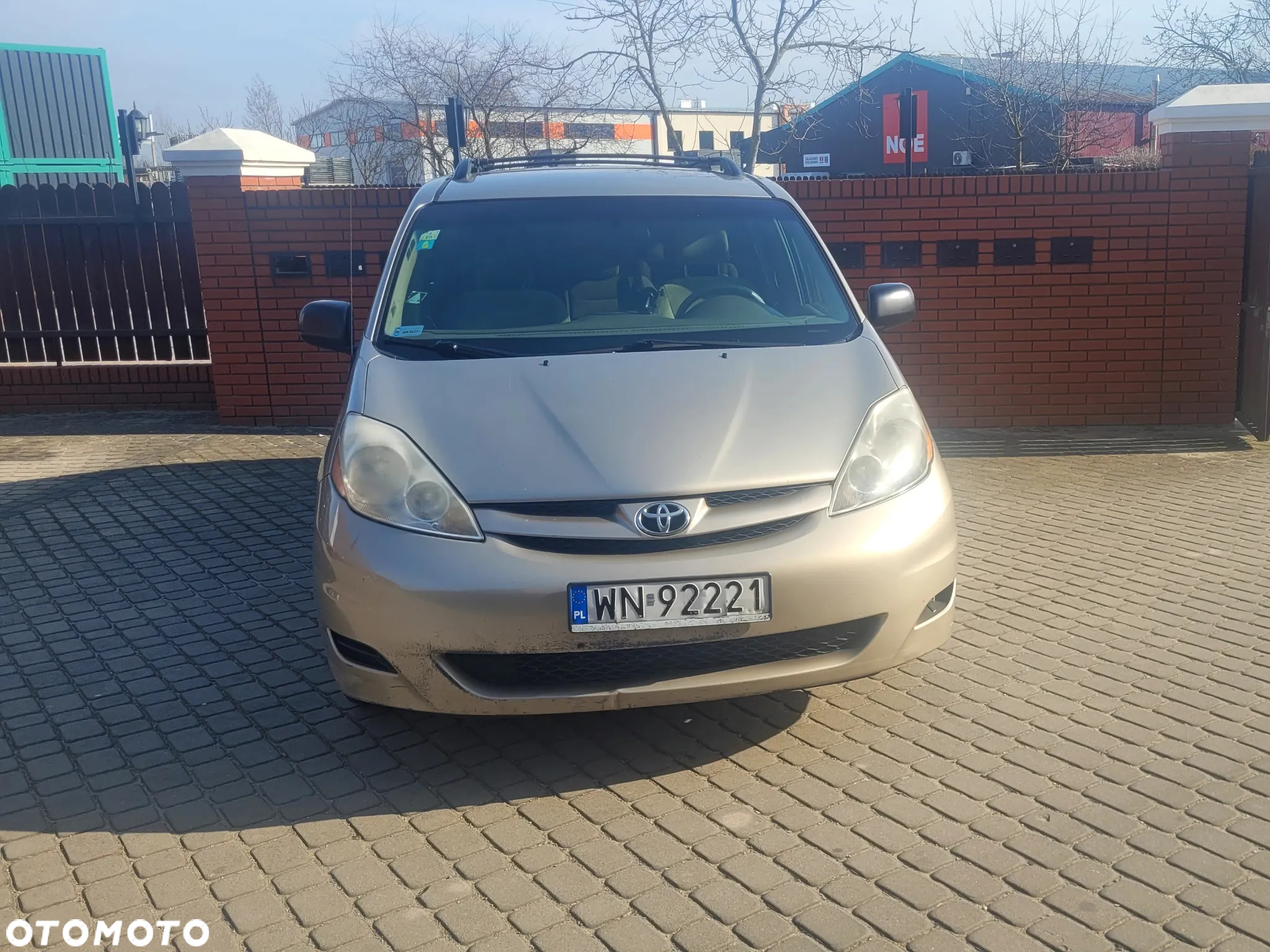 Toyota Sienna 3.5 V6 - 2