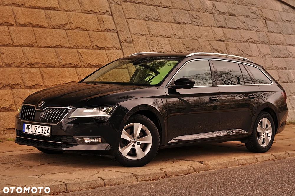 Skoda Superb 1.6 TDI DSG Style - 4