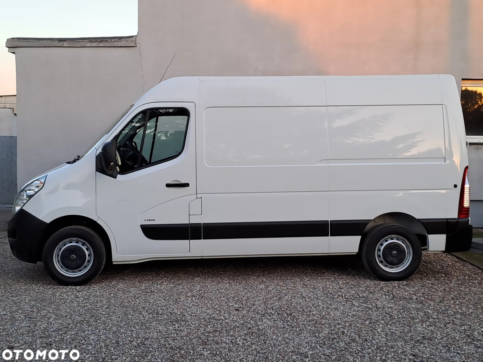 Opel * M O V A N O * - 5