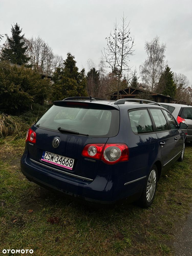 Volkswagen Passat 1.9 TDI Trendline - 2
