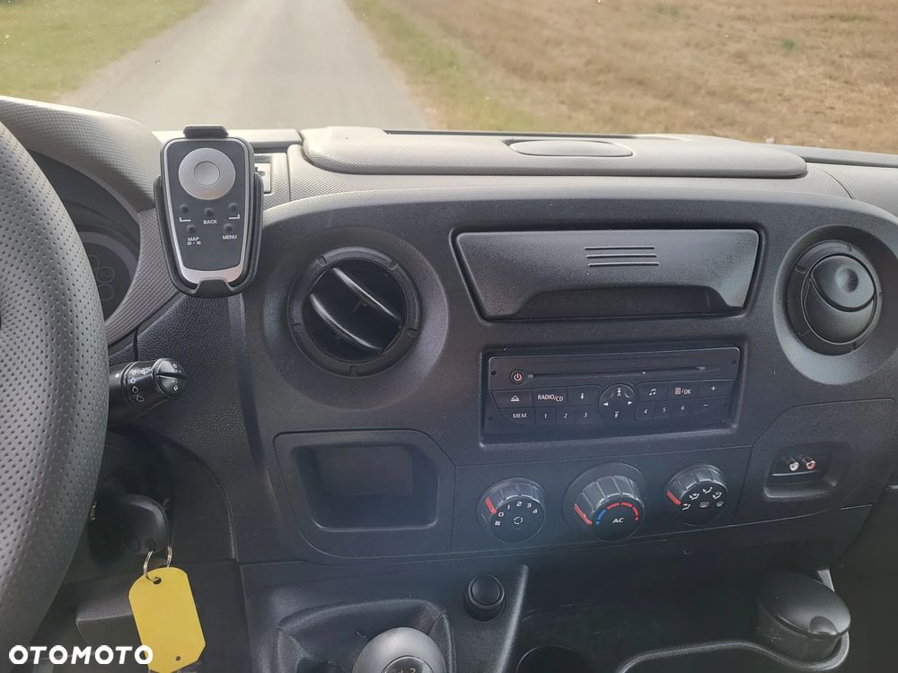 Renault Master - 15
