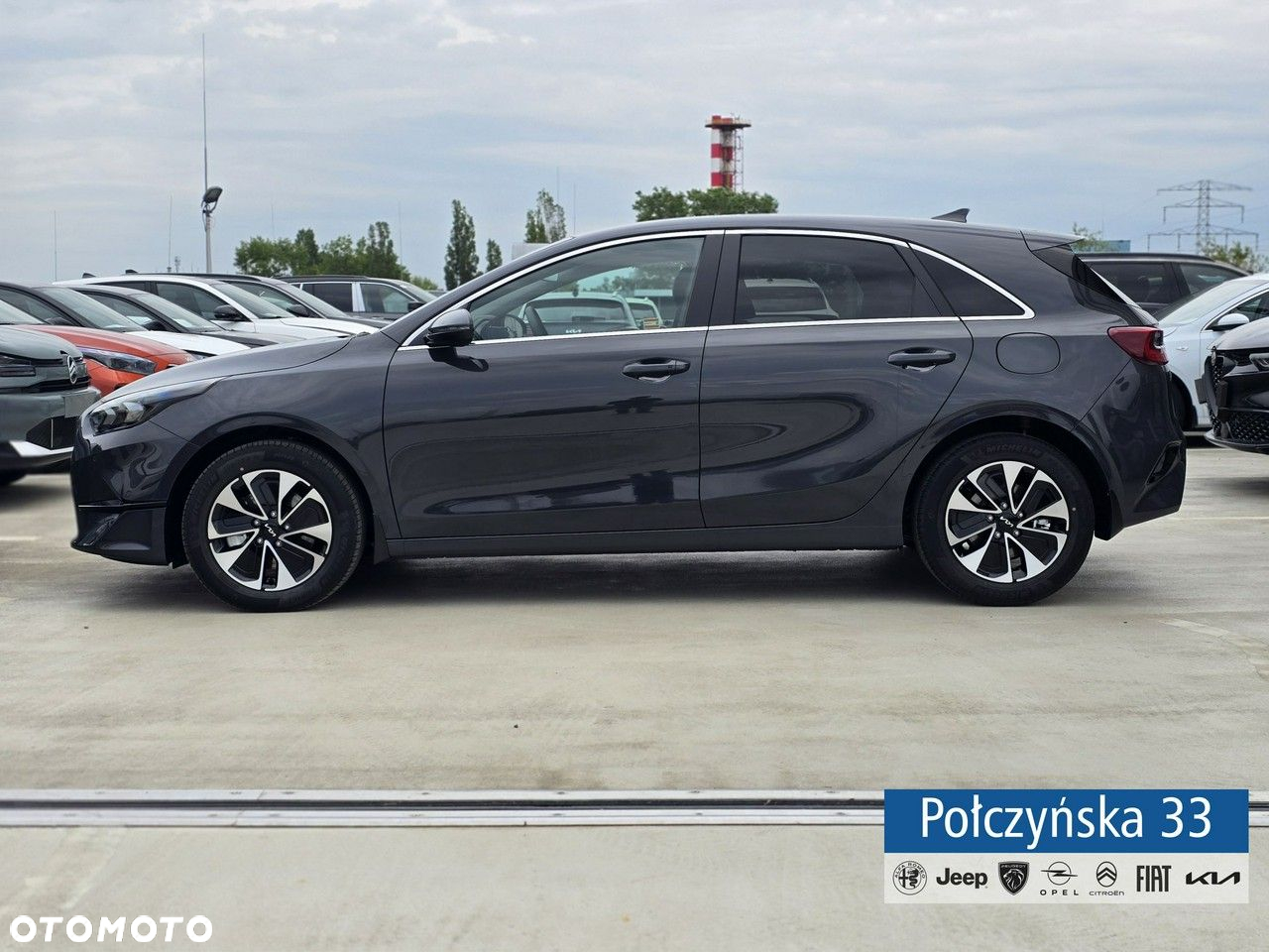 Kia Ceed - 8
