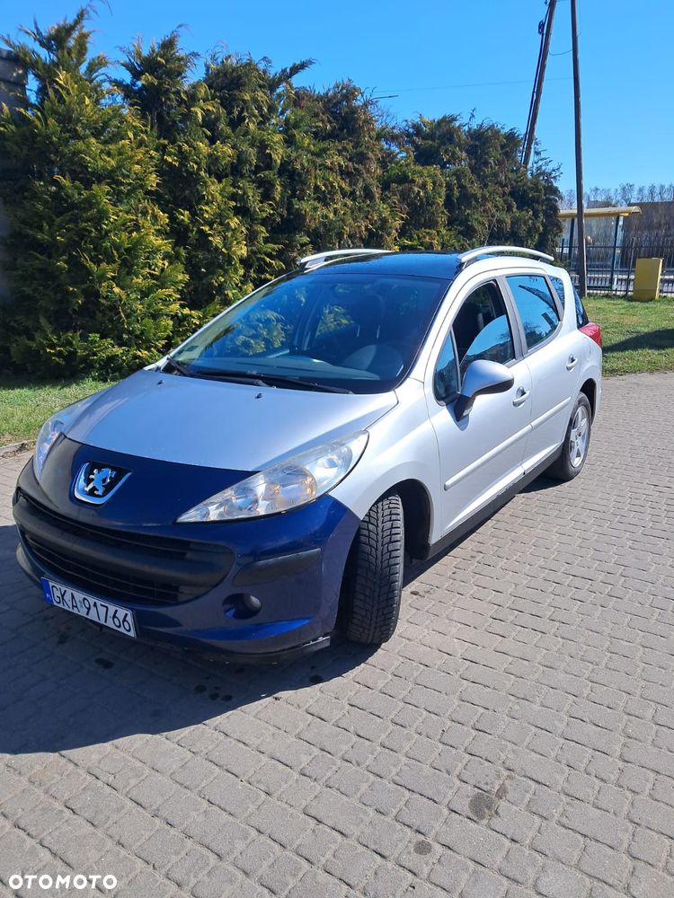 Peugeot 207 95 VTi Family - 1