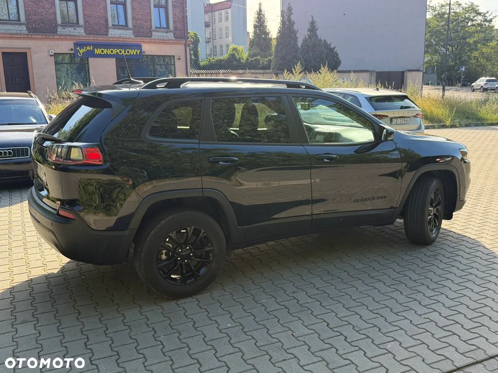 Jeep Cherokee - 8