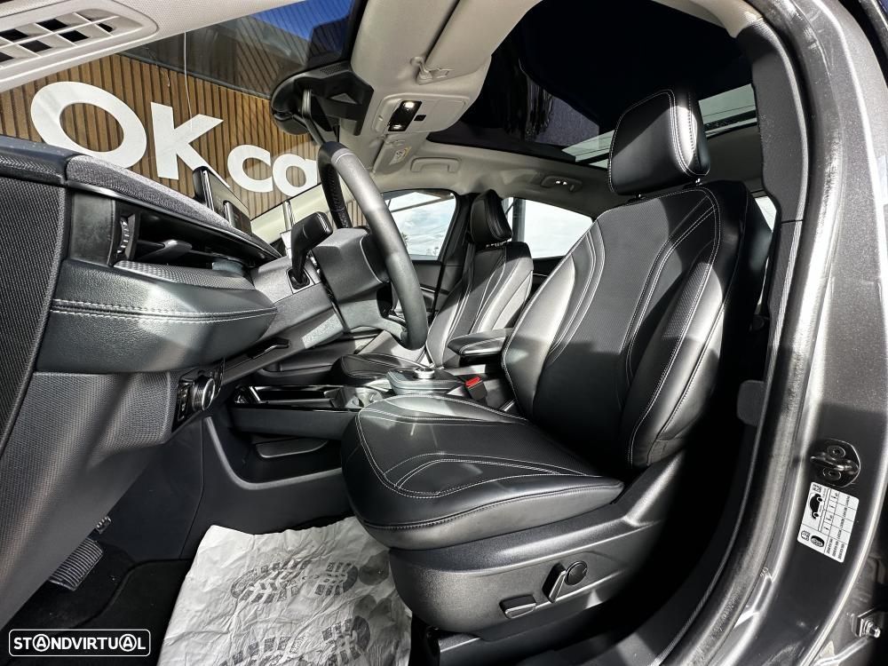 Ford Mustang Mach-E Standard - 20