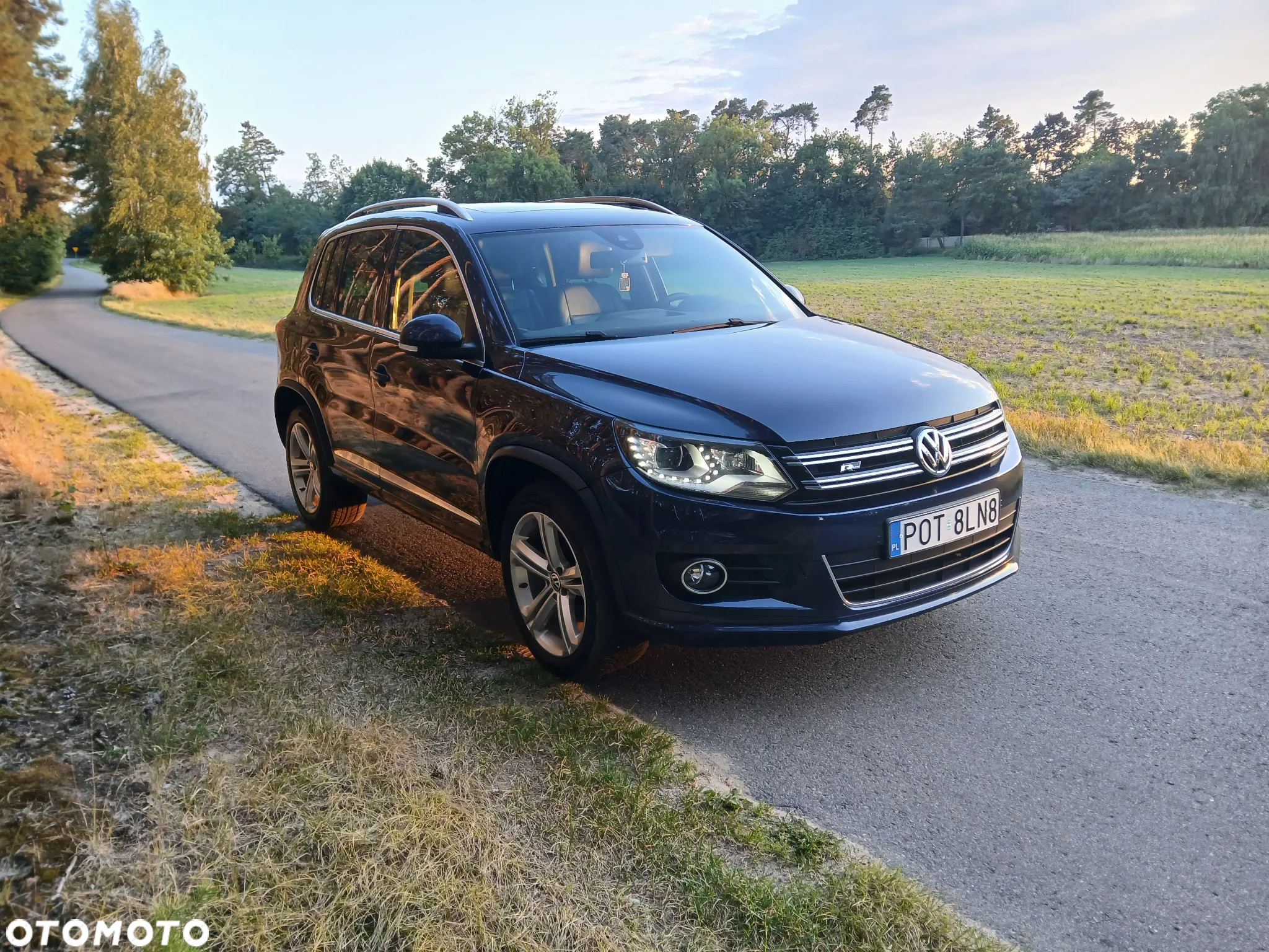 Volkswagen Tiguan 2.0 TDI 4Mot Perfectline R-Style DSG - 4