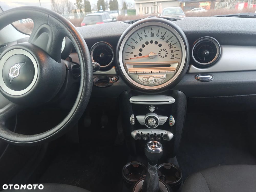 MINI Cooper - 6
