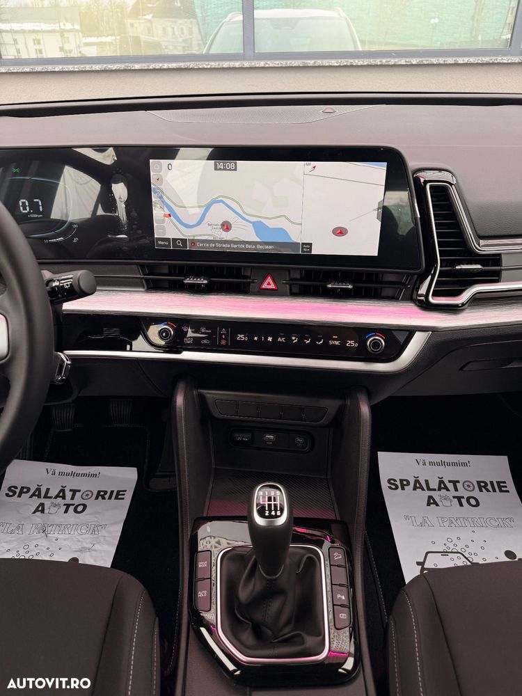 Kia Sportage 1.6 T-GDI 2WD Eco-Dynamics + (48V M-H) Ultimate Edition - 37