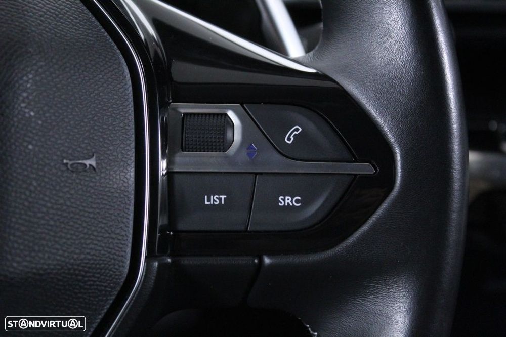 Peugeot 3008 1.6 Hybrid Allure Pack e-EAT8 - 23