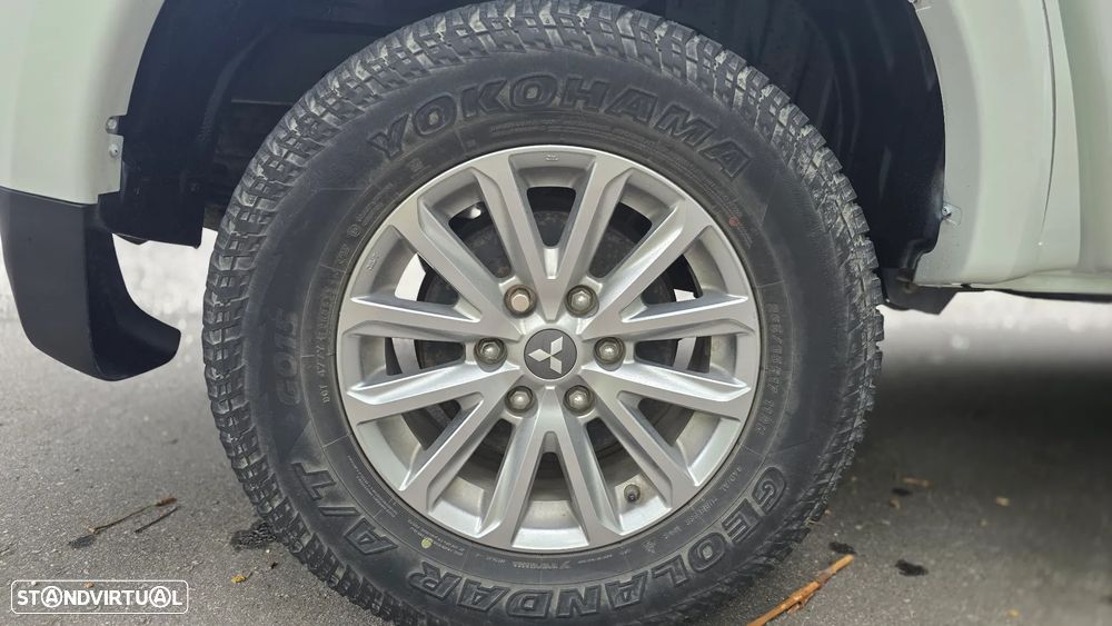 Mitsubishi L200 Pick Up 4x4 S&S Cabine Dupla Diamant Edition - 11