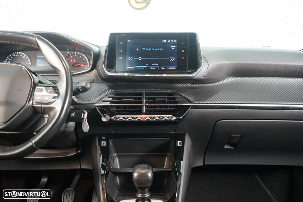 Peugeot 2008 1.2 PureTech Allure - 18