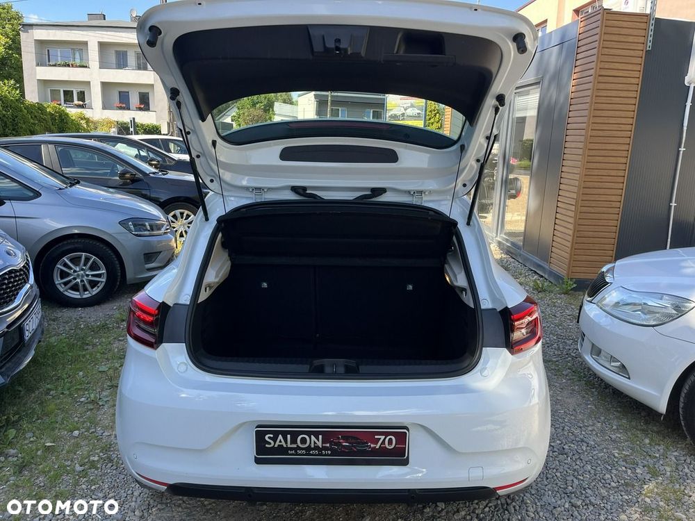 Renault Clio - 25