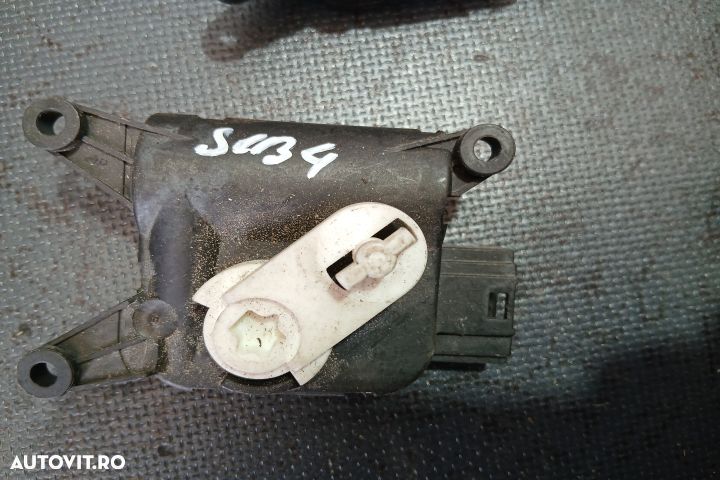 Motoras clapeta aeroterma 0132901340  /  1K1907511C 0132901340 / 9833 - 5