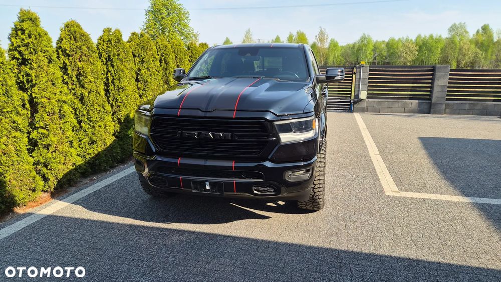 RAM 1500 Crew Cab Longbed Laramie - 2