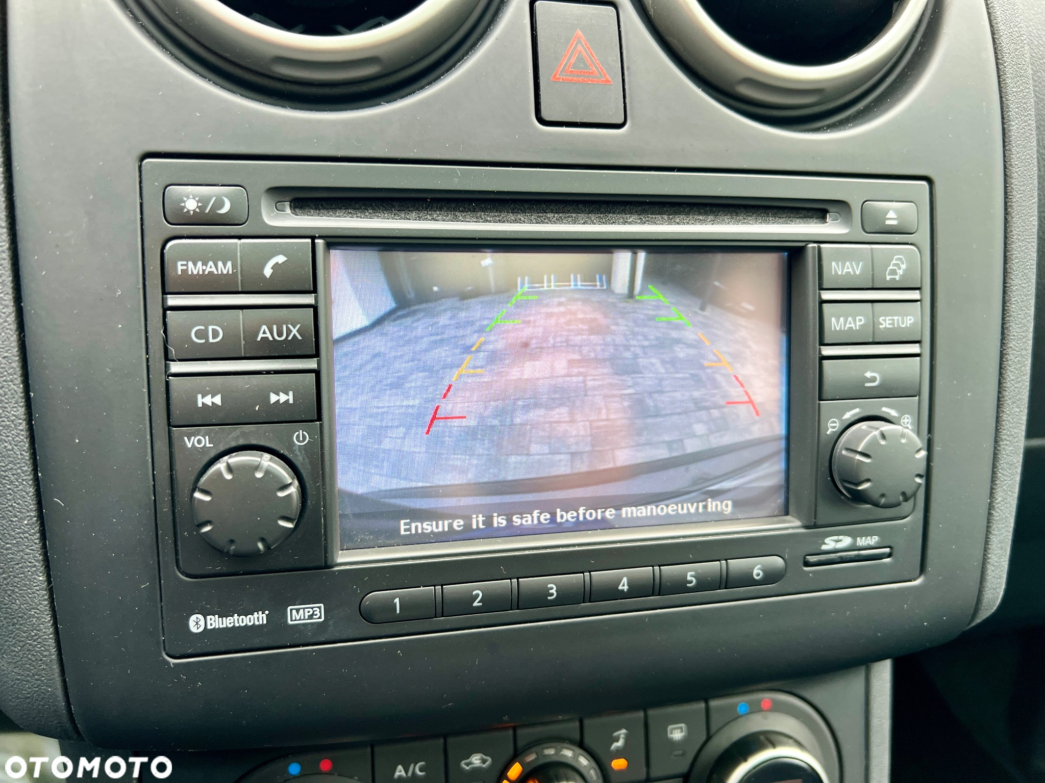 Nissan Qashqai 2.0 4x4 tekna - 25