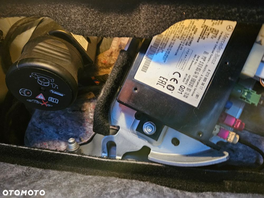 Mercedes-Benz Klasa A ver-220-4matic-7g--dct-urban - 8