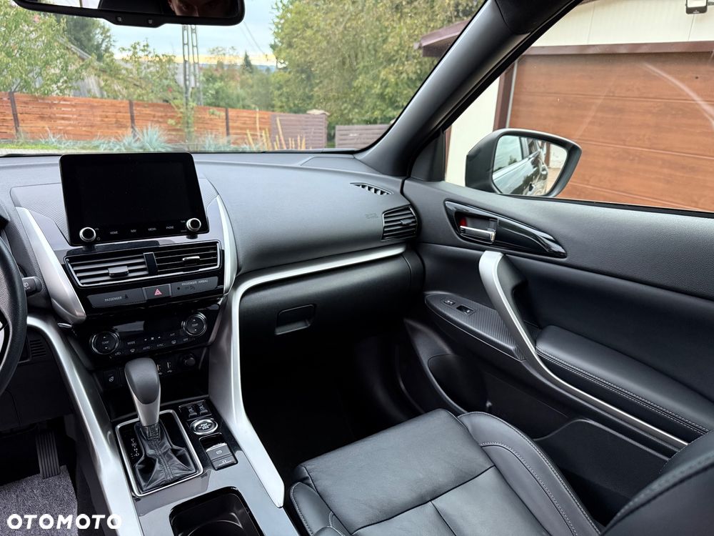 Mitsubishi Eclipse Cross - 24