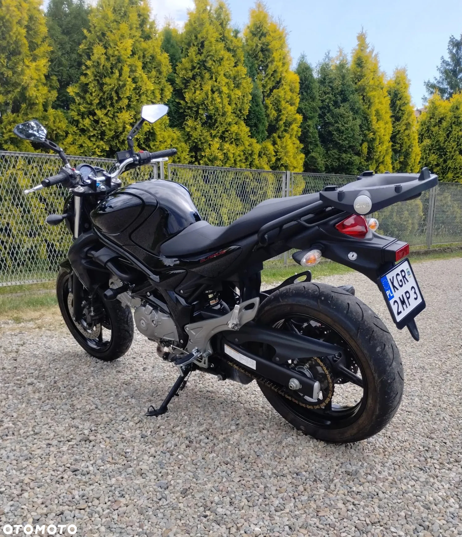 Suzuki Gladius - 10